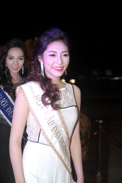 Hoa hậu Đặng Thu Thảo tươi tắn tham dự sự kiện - 2 Hoa hậu Đặng Thu Thảo tươi tắn tham dự sự kiện