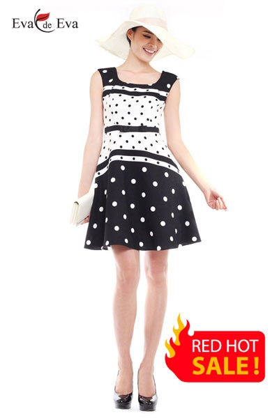 Nóng cùng “Red Hot Sale” Eva de Eva - 2 Đầm kiểu DKE 319: 1.549.000 đ giảm 50% còn 775.000 đ