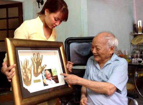 Văn nghệ sĩ và chuyện chưa kể về “Ông Dế Mèn” - 1 Văn nghệ sĩ và chuyện chưa kể về “Ông Dế Mèn”