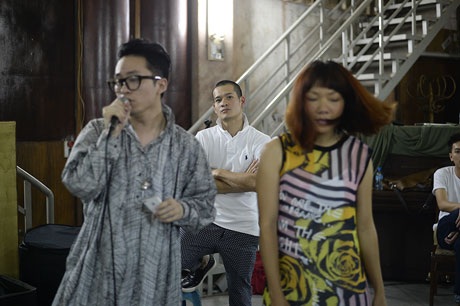 Việt Tú từng đạo diễn chương trình Nhật Thực của Hà Trần