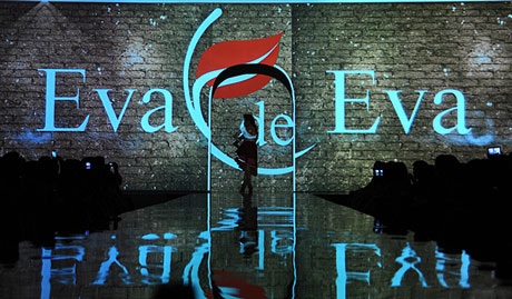 Eva de Eva tiên phong trong lĩnh vực tổ chức Show Runway chuyên nghiệp - 3 Hình ảnh Khải Hoàn Môn được tái hiện trong Show diễn “Eva de Eva Fall Winter 2011/2012