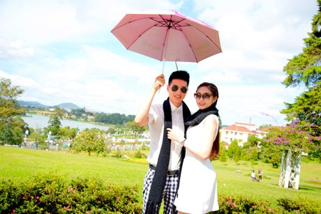 <b style=mso-bidi-font-weight:
normal>Hà Thanh