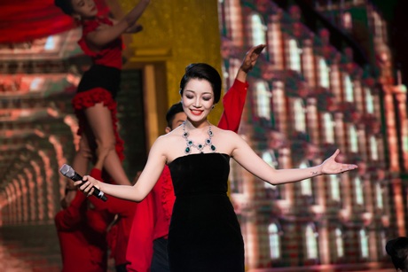 Ca sĩ Phạm Thu Hà