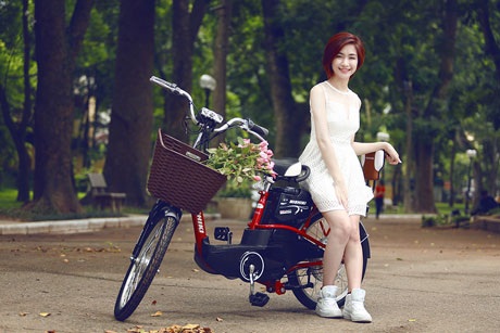 Hòa Minzy đại diện hình ảnh cho xe đạp và xe đạp điện NISHIKI Nhật Bản - 10 NISHIKI Nhật Bản có nguồn gốc và xuất sứ rõ ràng, chế độ
bảo hành hoàn hảo