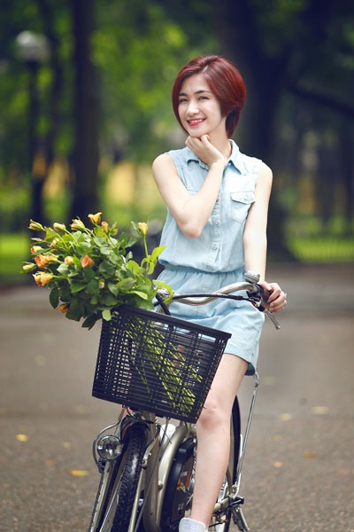 Hòa Minzy đại diện hình ảnh cho xe đạp và xe đạp điện NISHIKI Nhật Bản - 5 Hòa Minzy đại diện hình ảnh cho xe đạp và xe đạp điện NISHIKI Nhật Bản