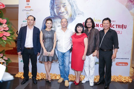 Hoa hậu Thu Hoài tái xuất xinh đẹp sau khi từ chối thi Mrs.Universe 2014 - 8 Hà Thanh