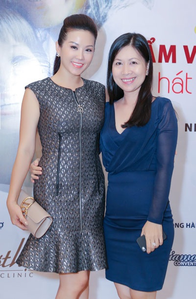 Hoa hậu Thu Hoài tái xuất xinh đẹp sau khi từ chối thi Mrs.Universe 2014 - 4 Hà Thanh