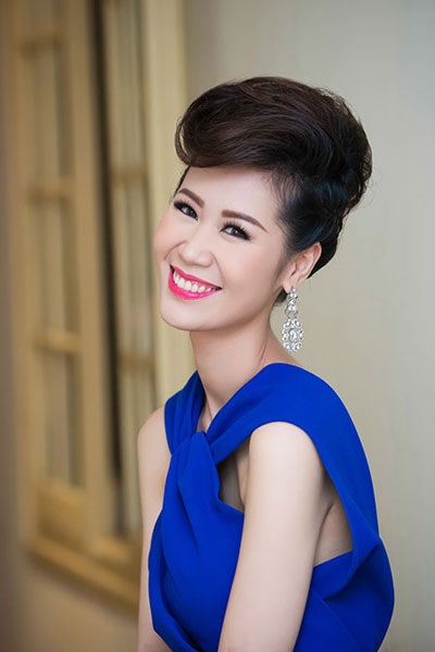 Hoa hậu Dương Thùy Linh ngày càng đẹp rạng rỡ - 10 Hà Thanh