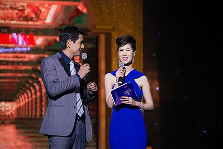 Hoa hậu Dương Thùy Linh ngày càng đẹp rạng rỡ - 11 Hà Thanh