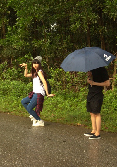 Nữ ca sĩ Min xách ba lô đi tìm tình yêu - 3 <b style=mso-bidi-font-weight:
normal>Hà Thanh