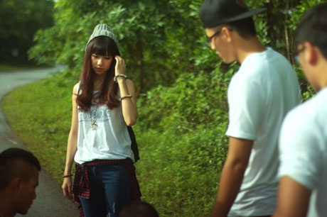 Nữ ca sĩ Min xách ba lô đi tìm tình yêu - 4 <b style=mso-bidi-font-weight:
normal>Hà Thanh