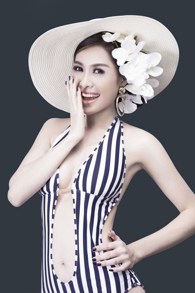 Quế Vân nóng bỏng trong trang phục bikini - 8 Hà Thanh