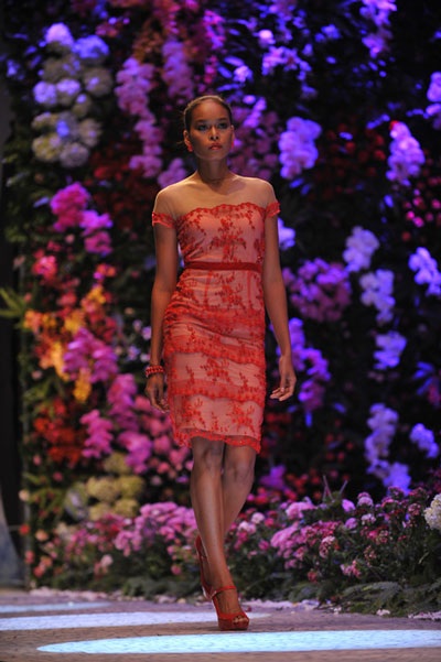 Dàn mẫu "khủng" trình diễn BST của Eva de Eva trong Đẹp Fashion Runway 3 - 7 Dàn Model khủng trình diễn BST của Eva de Eva trong Đẹp Fashion Runway 3