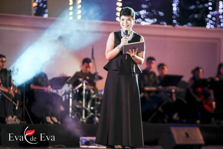 Toàn cảnh Show diễn của Eva de Eva tại Đẹp Fashion Runway 3 - 11 Ca Sỹ Hứa Vĩ Văn chụp ảnh cùng Giám Đốc Sáng Tạo Hà Đỗ Tạp chí Đẹp