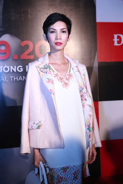 Toàn cảnh Show diễn của Eva de Eva tại Đẹp Fashion Runway 3 - 4 Eva de Eva đã đưa cả Paris đến Hà Nội trong không gian Show diễn của Đẹp Fashion Runway 3