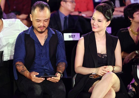 Toàn cảnh Show diễn của Eva de Eva tại Đẹp Fashion Runway 3 - 6 Ca sỹ Trần Lập cùng MC duyên dáng Huyền Châu VTV