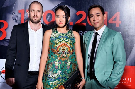 Toàn cảnh Show diễn của Eva de Eva tại Đẹp Fashion Runway 3 - 7 Ca Sỹ Hứa Vĩ Văn chụp ảnh cùng Giám Đốc Sáng Tạo Hà Đỗ Tạp chí Đẹp