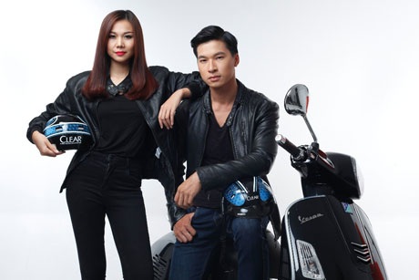 Thanh Hằng đẹp sắc sảo khi diện đồ đen - 6 Thanh Hằng đẹp sắc sảo khi diện đồ đen