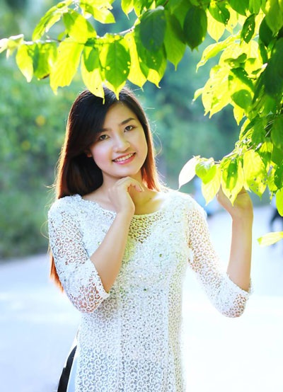 Vẻ đẹp yêu kiều của thí sinh Hoa hậu Việt Nam - 2 Hoàng Phương Anh