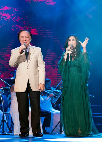 Thanh Lam hát “dữ dội” bên NSND Trung Kiên - 4 Tại chương trình tối 4/9, ônŧ lại tái ngộ con dâu cũ, Thanh Lam trên sân khấu