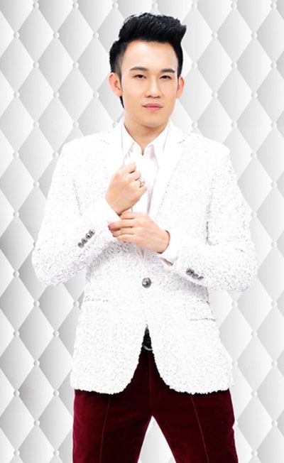 “Ngũ nam nhân đình đám” hát tình ca tặng một nửa thế giới - 3 Dương Triệu Vũ