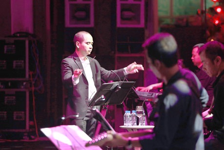 Trọng Tấn: “Để là một người đàn ông lừng lững sau lưng Thanh Lam rất khó...”