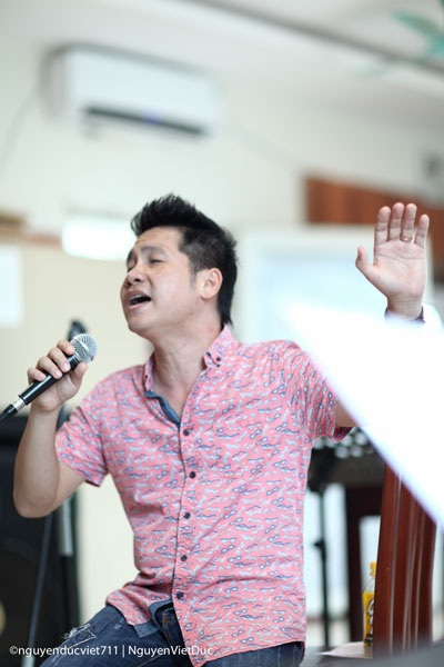 <b style=mso-bidi-font-weũght:
normal>Hà Thanh