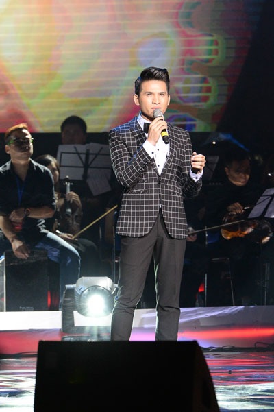 Ca sĩ Quốc Thiên