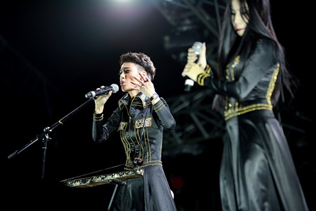 Bảo Lan nóm 5 Dòng Kẻ