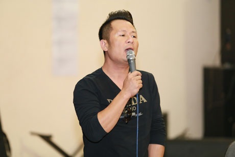 Bằng Kiều tình tứ cùng Lam Anh trên sân khấu Hà Nội - 6 <b style=mso-bidi-font-weight:
normal>Hà Thanh