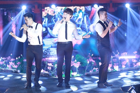 Ca sĩ Đinh Mạnh Ninh, Lê Việt Anh, Vũ Hà Anh