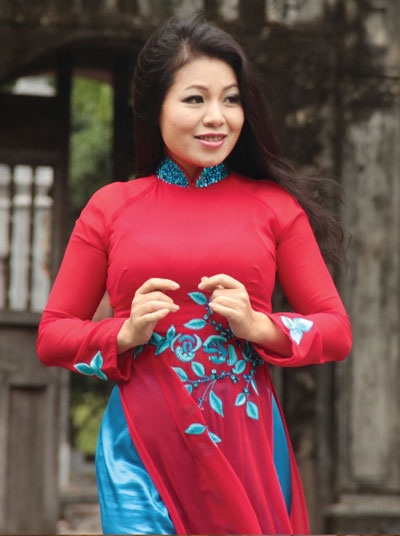 Ca sĩ Anh Thơ ngọt ngào đi “Chợ quê” - 1 Ca sĩ Anh Thơ