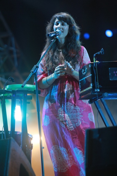 Thanh lam “rực lửa” cạnh chồng cũ trên sân khấu - 5 Hồng Minh
