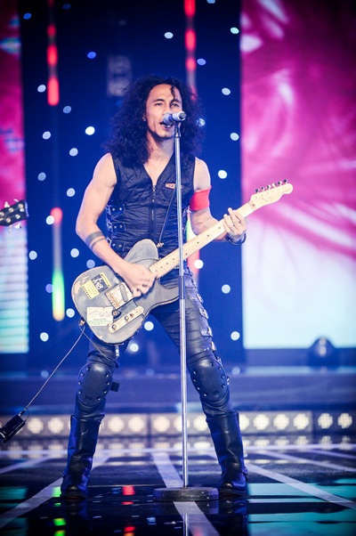Phạm Thu Hà “liều mình” với nhạc rock - 4 Ca sĩ Phạm Anh Khoa
