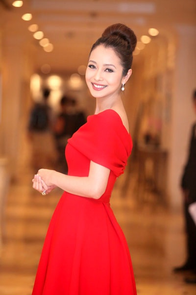 Jennifer được trao danh hiệu Đại sứ Du lịch New Zealand chiều ngày 26/3