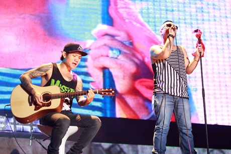 Tiếp nối Oringchains,“Lò vi sóng” Microwave tiếp tục truyền nhiệt cho khán giả bằng các sáng tác