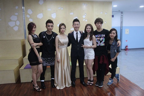 Thanh Tùng bùng nổ với công nghệ Hàn ? - 5 Top 7 Ngôi sao Việt