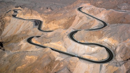 Chiêm ngưỡng những cung đường đẹp nhất thế giới - 3 Chiêm ngưỡng những cung đường đẹp nhất thế giới