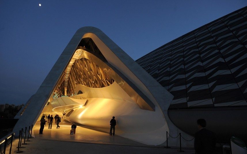 Những công trình ấn tượng nhất của “phù thủy” kiến trúc Zaha Hadid - 9 Nữ kiến trúc sư lừng danh Zaha Hadid