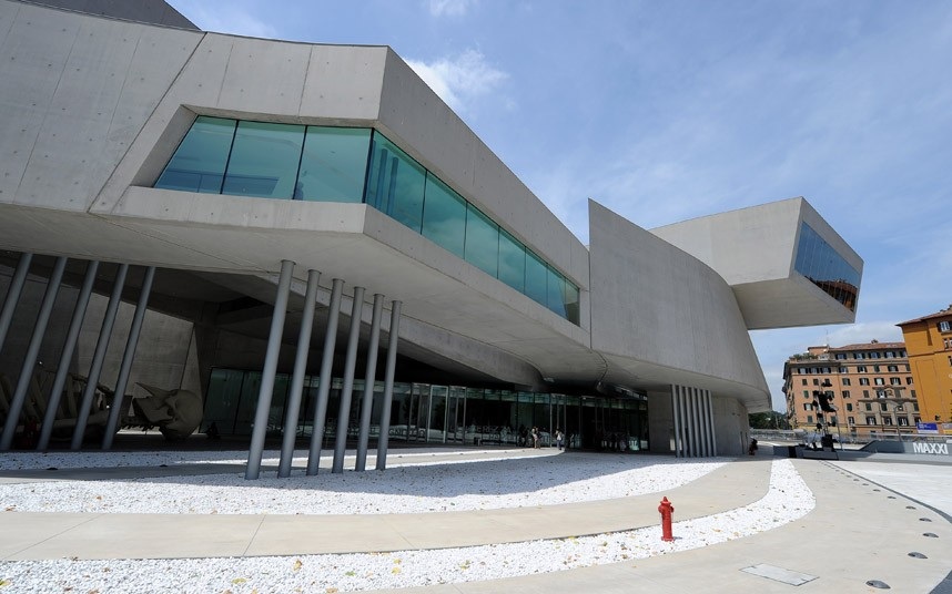 Những công trình ấn tượng nhất của “phù thủy” kiến trúc Zaha Hadid - 7 Nữ kiến trúc sư lừng danh Zaha Hadid