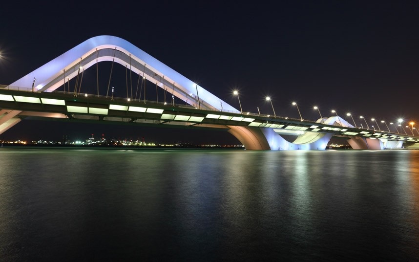 Những công trình ấn tượng nhất của “phù thủy” kiến trúc Zaha Hadid - 5 Nữ kiến trúc sư lừng danh Zaha Hadid