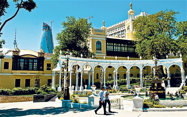 Baku thường được ví như là Dubai của khu vực Caucacus