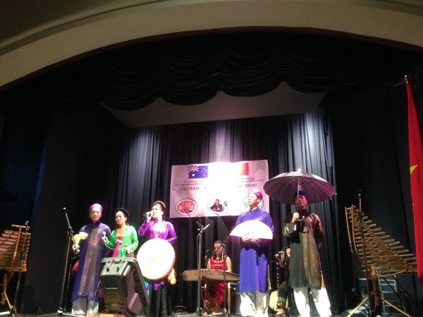Sôi động những ngày văn hóa Việt Nam tại Australia - 1 Một tiết mục biểu diễn của Việt Nam. (Nguồn: Tổng Lãnh sự quán Việt Nam tại Perth)