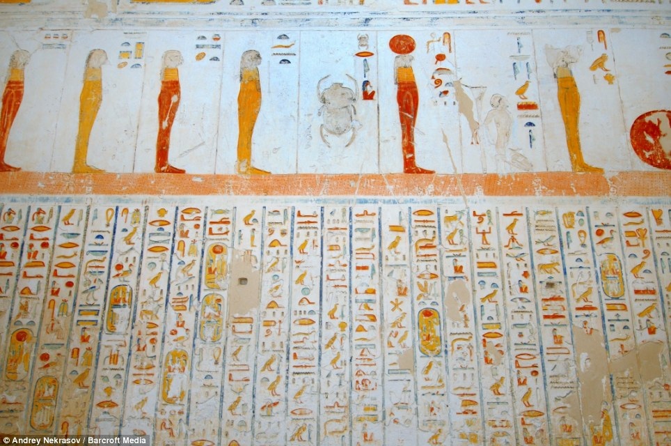 Những chữ viết tượng hình của người Ai Cập cổ đại
