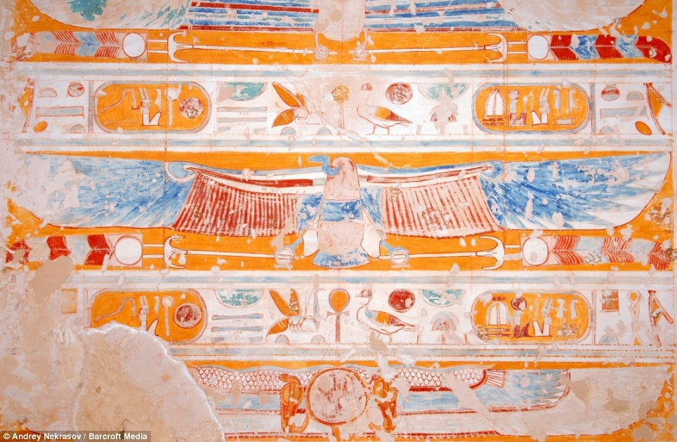 Những chữ viết tượng hình của người Ai Cập cổ đại