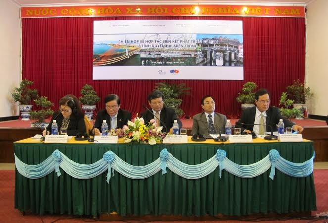 Ba tỉnh duyên hải miền trung hợp tác phát triển du lịch - 1 Phiên họp về hợp tác liên kết phát triển du lịch 3 tỉnh duyên hải miền trung (Ảnh ESRT)