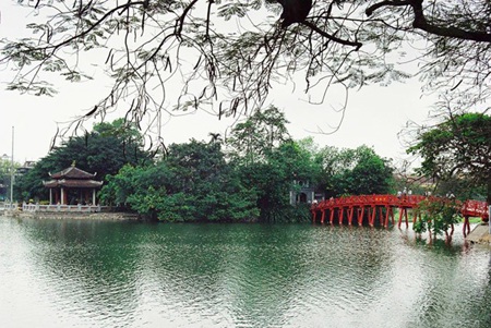 Hà Nội trong top 3 điểm đến rẻ nhất cho du lịch "bụi” năm 2014 - 1 Hà Nội là điểm đến rẻ thứ hai thế giới cho dân du lịch bụi