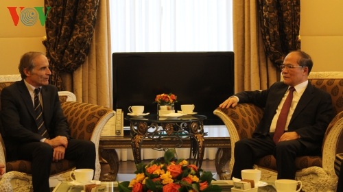 Chủ tịch Quốc hội tiếp Tổng Bí thư Đảng Cộng sản Italia