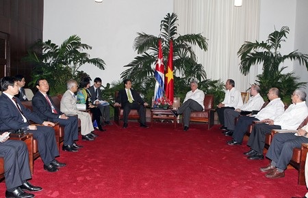 Đưa quan hệ Việt Nam-Cuba tiếp tục đi vào chiều sâu - 1 Đưa quan hệ Việt Nam-Cuba tiếp tục đi vào chiều sâu