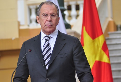Từ Hà Nội, Ngoại trưởng Nga phản đối dùng vũ lực ở đông Ukraine - 1 Bộ trưởng Ngoại giao Liên bang Nga Sergei Lavrov tại buổi gặp gỡ báo chí ngày 16/4 (Ảnh Lê Trường)